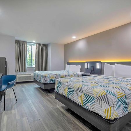 Motel 6-Fort Worth, Tx - Burleson Εξωτερικό φωτογραφία