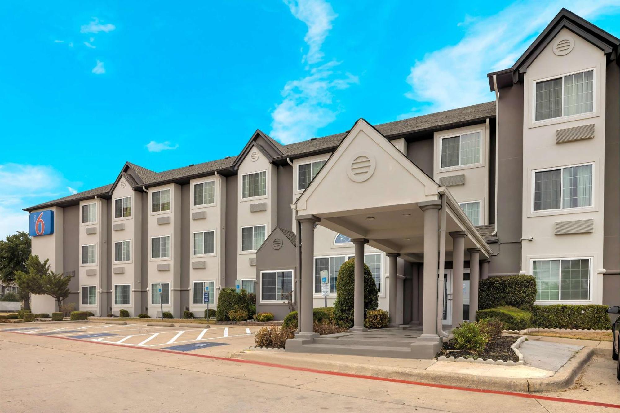 Motel 6-Fort Worth, Tx - Burleson Εξωτερικό φωτογραφία