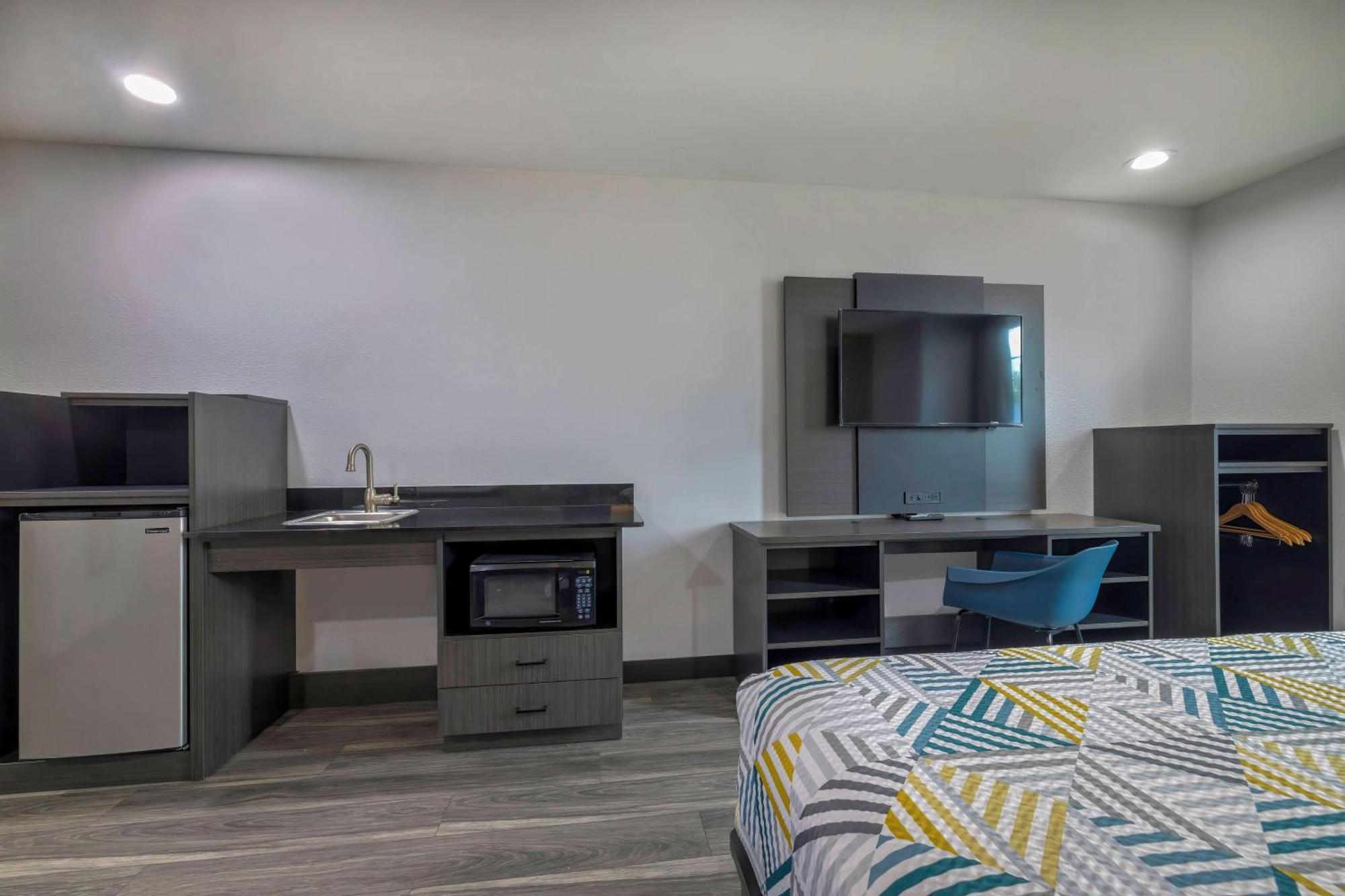 Motel 6-Fort Worth, Tx - Burleson Εξωτερικό φωτογραφία