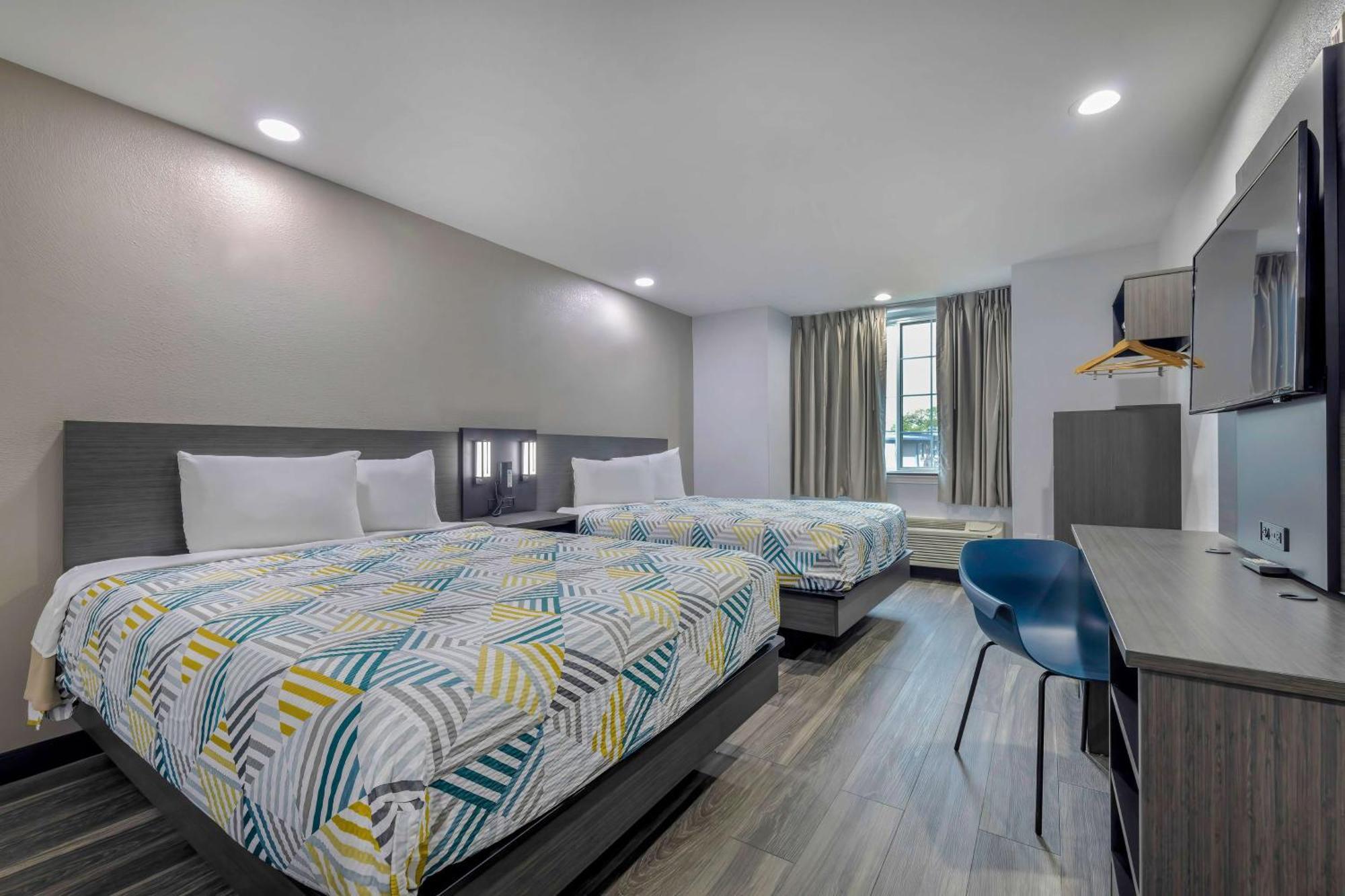 Motel 6-Fort Worth, Tx - Burleson Εξωτερικό φωτογραφία