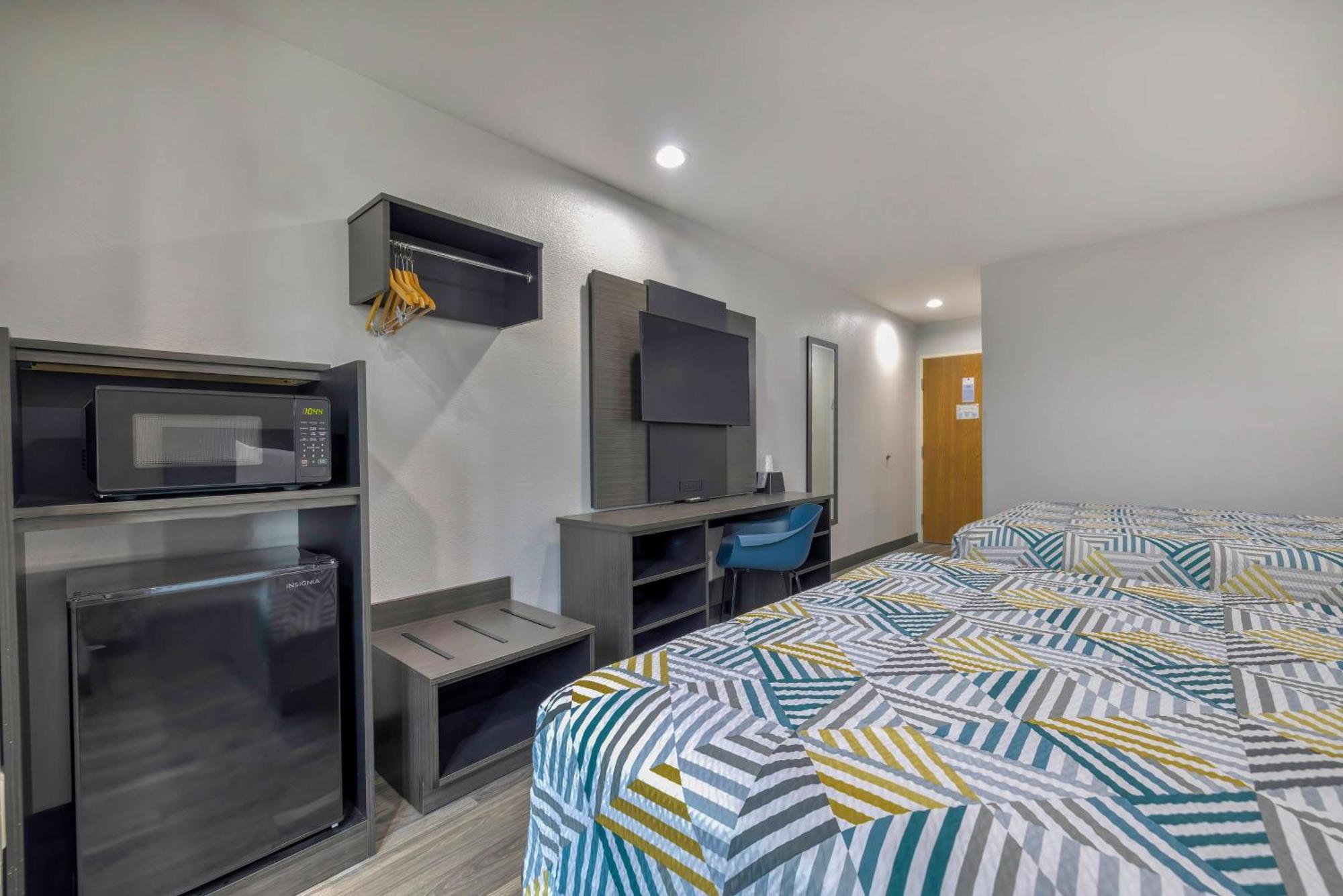 Motel 6-Fort Worth, Tx - Burleson Εξωτερικό φωτογραφία