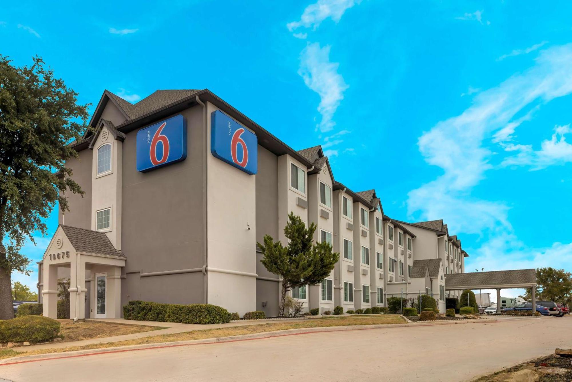 Motel 6-Fort Worth, Tx - Burleson Εξωτερικό φωτογραφία